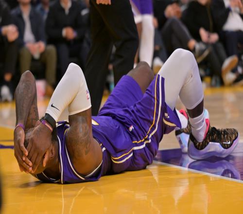 尼斯雄风对,决蒙彼利埃,实力对决一,﻿百姓彩票,彩票平台,在线购彩,便捷投注,安全购彩